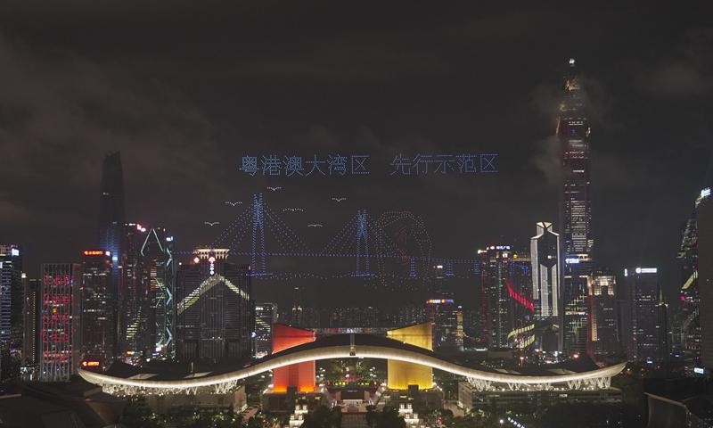 深圳用燈光點亮建黨百年“中國紅”_豐朗光電